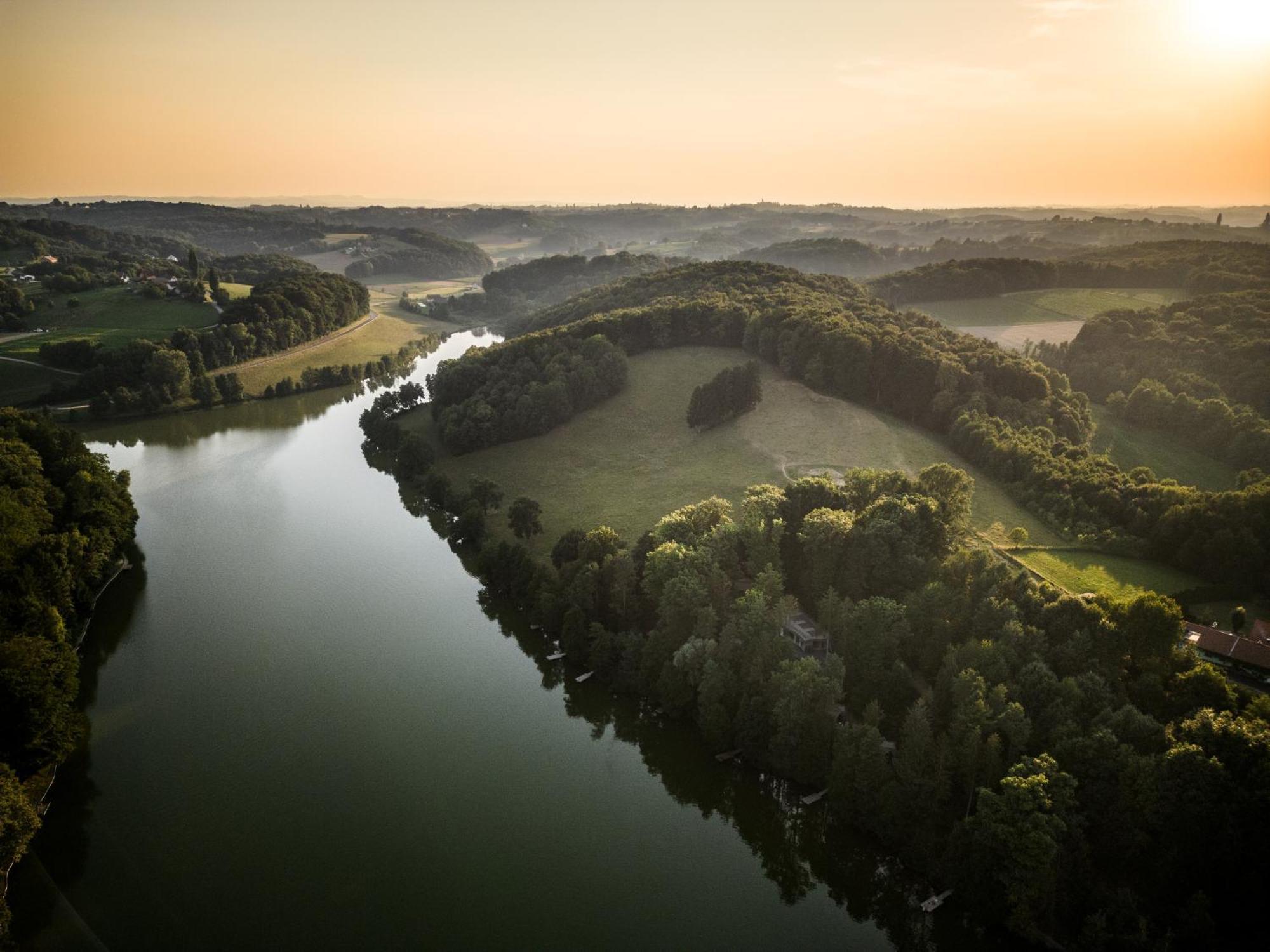 Falkensteiner Premium Camping Lake Blagus Sveti Jurij ob Scavnici Bagian luar foto